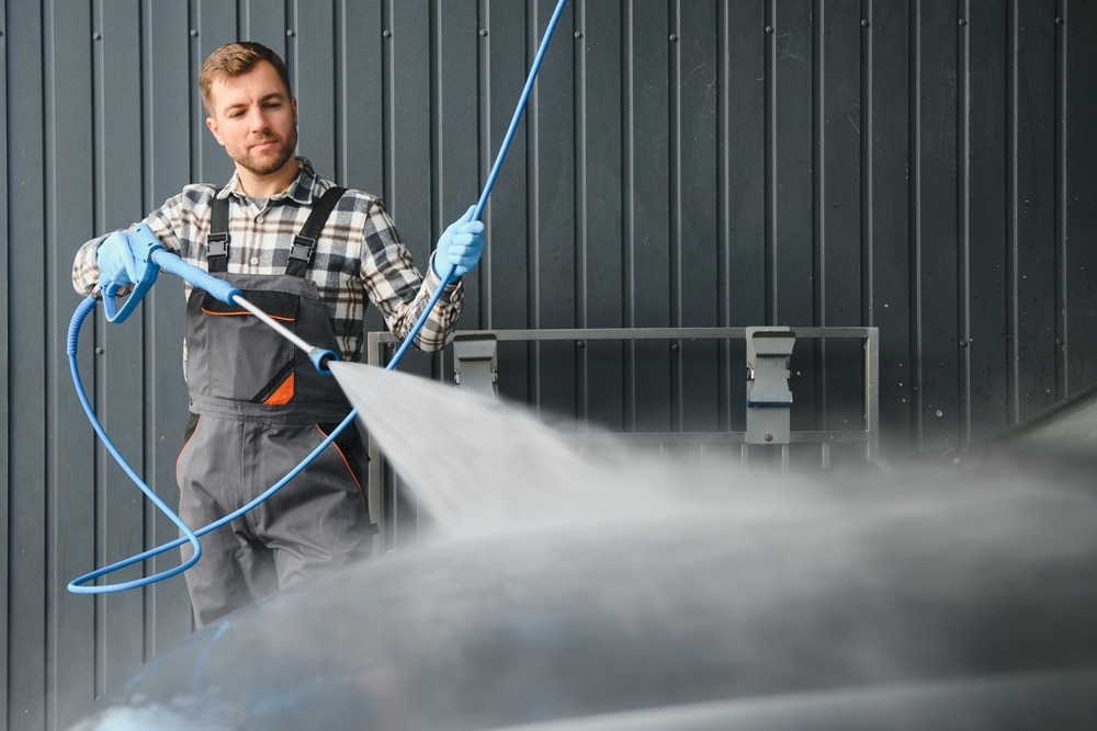 Why Hand Car Wash Services Help Reduce Paint Swirl Marks and Surface Damage